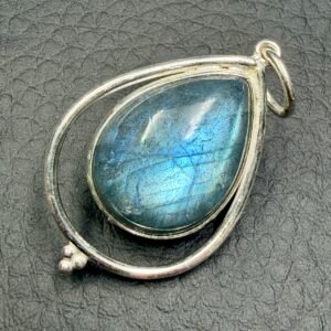 Pendentif Labradorite Bleu Lagon