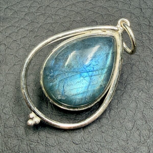 Pendentif Labradorite Bleu Lagon