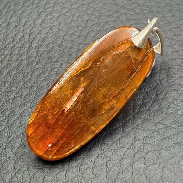 Pendentif en Cyanite Orange du Brésil (réf cy25) – Image 2