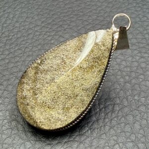 Pendentif en Obsidienne dorée