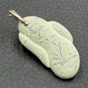 Pendentif Pierre des Fées