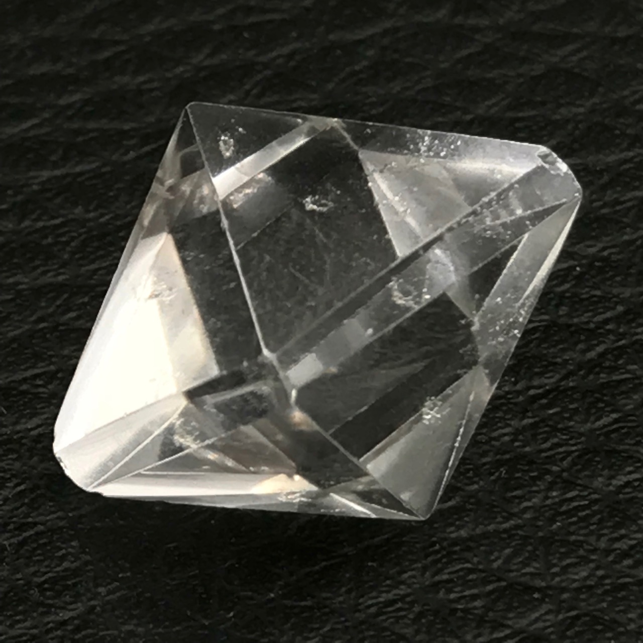 5 Solides de  Platon Quartz Cristal de roche 57g 