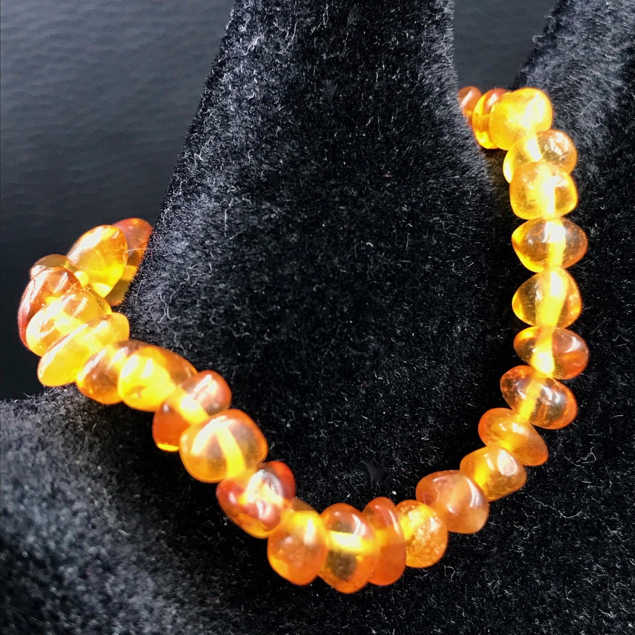 Bracelet en ambre de la mer Baltique “taille bébé” (réf bab8)