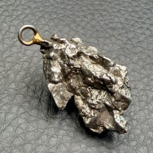 Pendentif en Météorite