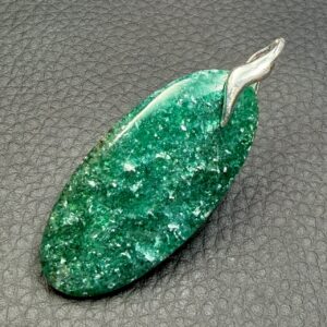 Pendentif en Aventurine Verte