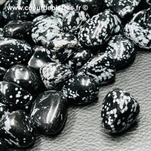 Obsidienne flocons de neige en pierre roulées “taille moyenne”