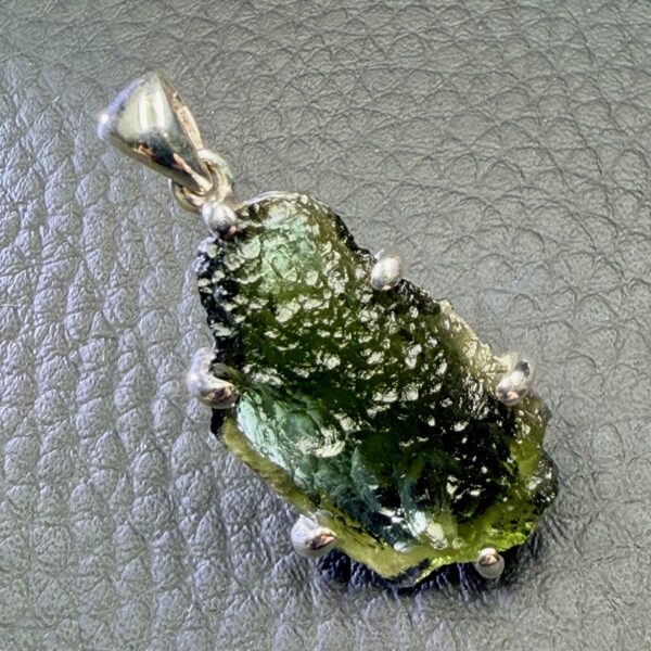 Pendentif Moldavite « Chlum » de République Tchèque (réf pdm3) – Image 2