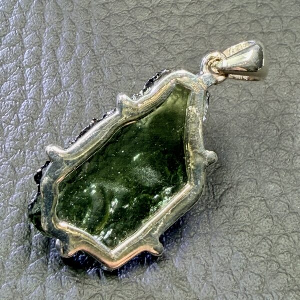 Pendentif Moldavite « Chlum » de République Tchèque (réf pdm3) – Image 4