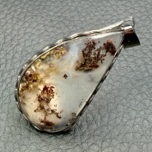 Pendentif en Agate Mousse