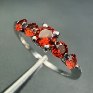 Bague en grenat