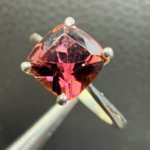Bague en tourmaline rose