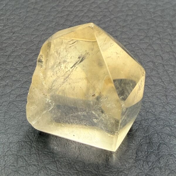Prisme de citrine de Madagascar (réf ct8) – Image 2