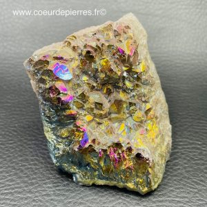 Druse de quartz titane « bombardé » (ref qt6)