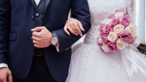 Les Pierres de Noces : Symboles d'Amour à Travers le Temps