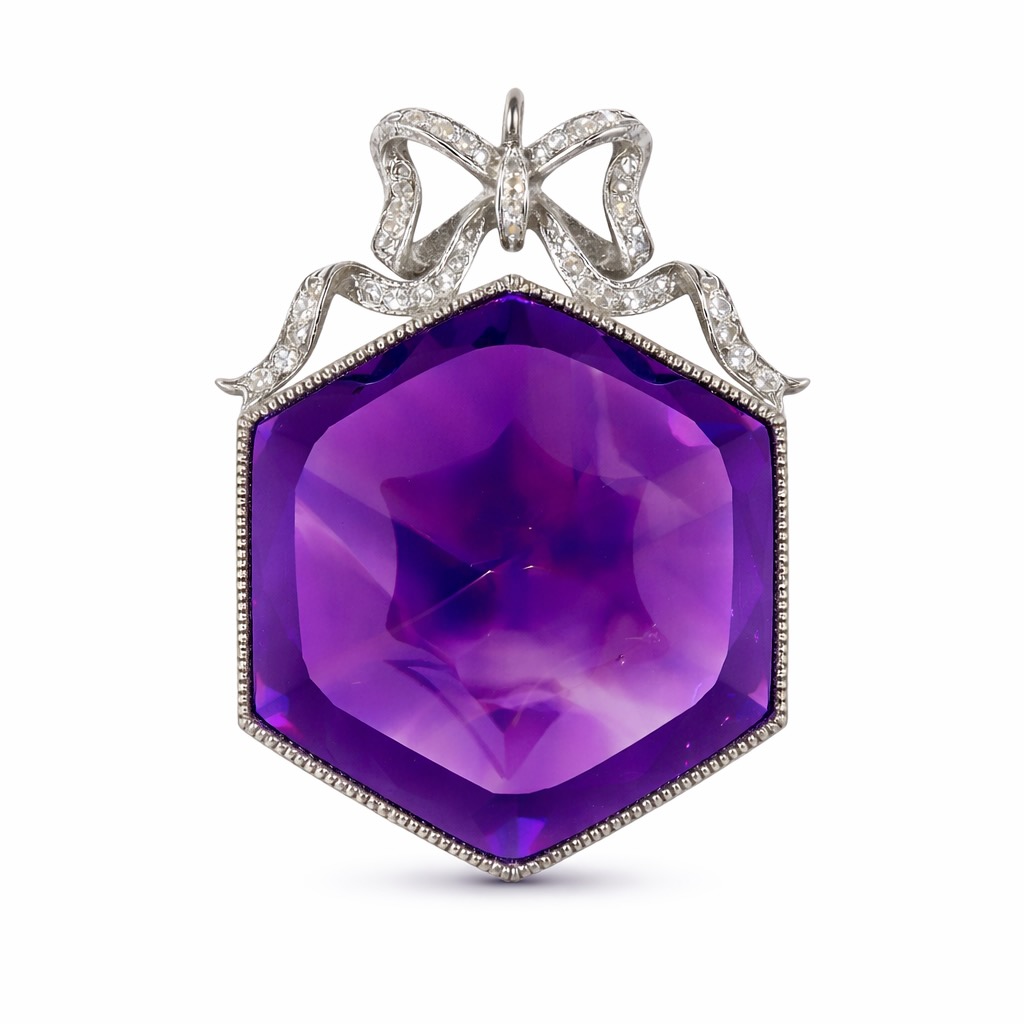 Pendentif en améthyste fabergé