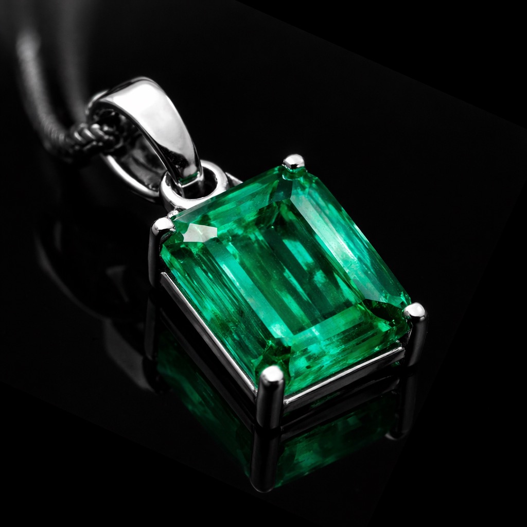Pendentif en Emeraude