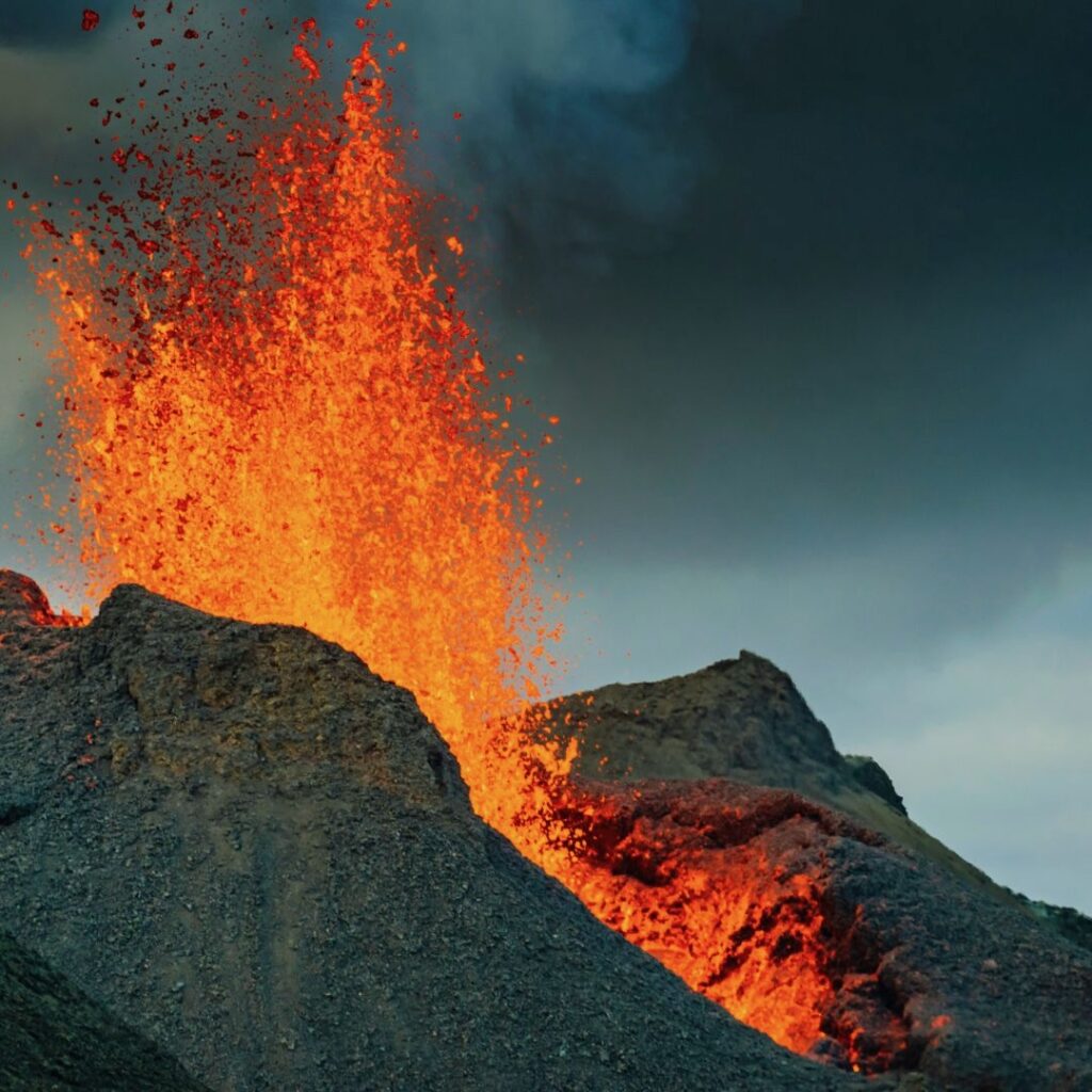 Volcan entraille de la terre